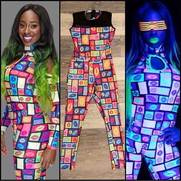 WWE Naomi Trinity Fatu Feel The Glow Neon Kiss Lips Bodysuit Cosplay Costume - Picture 1 of 13